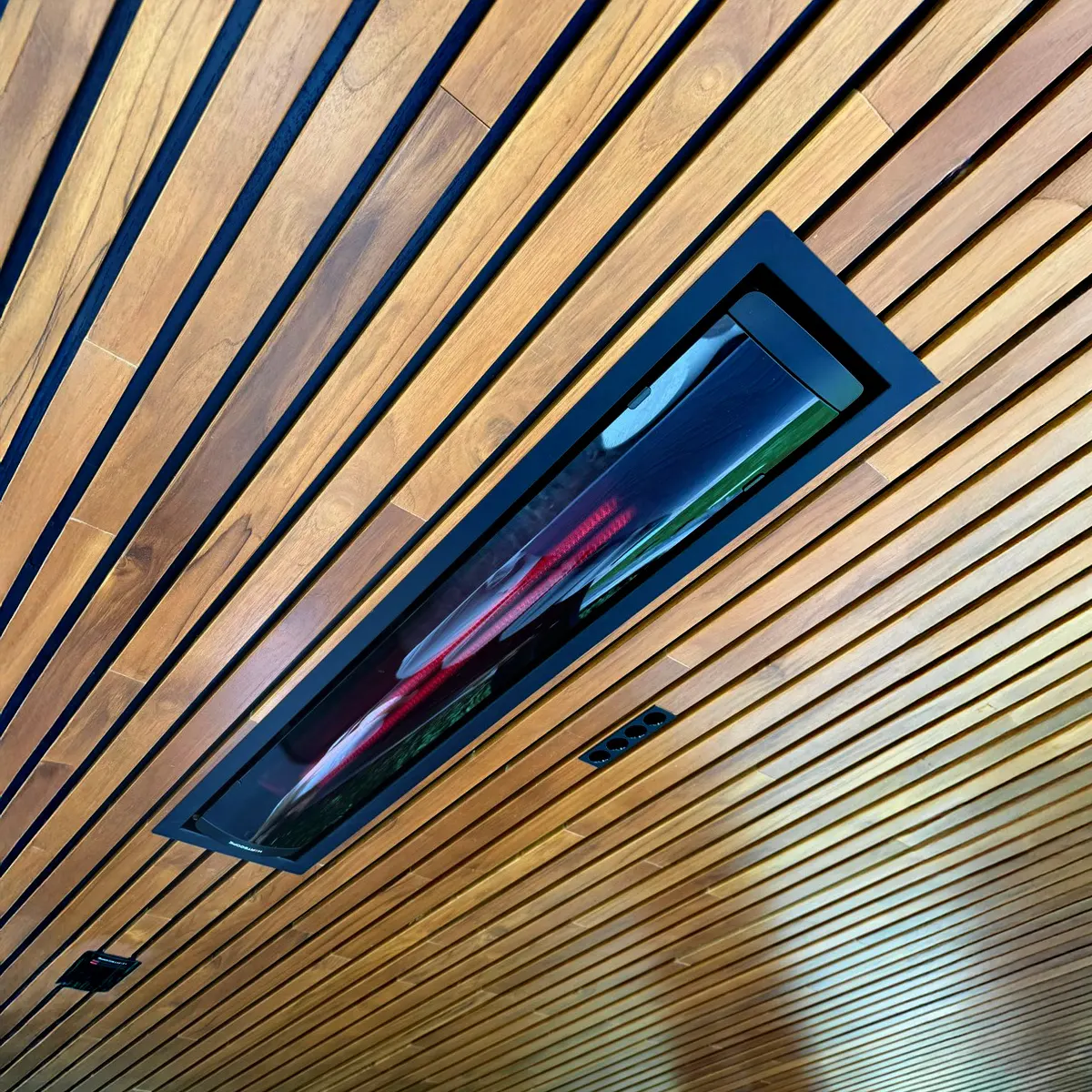 Promiennik HEATSCOPE PURE w zabudowie sufitowej