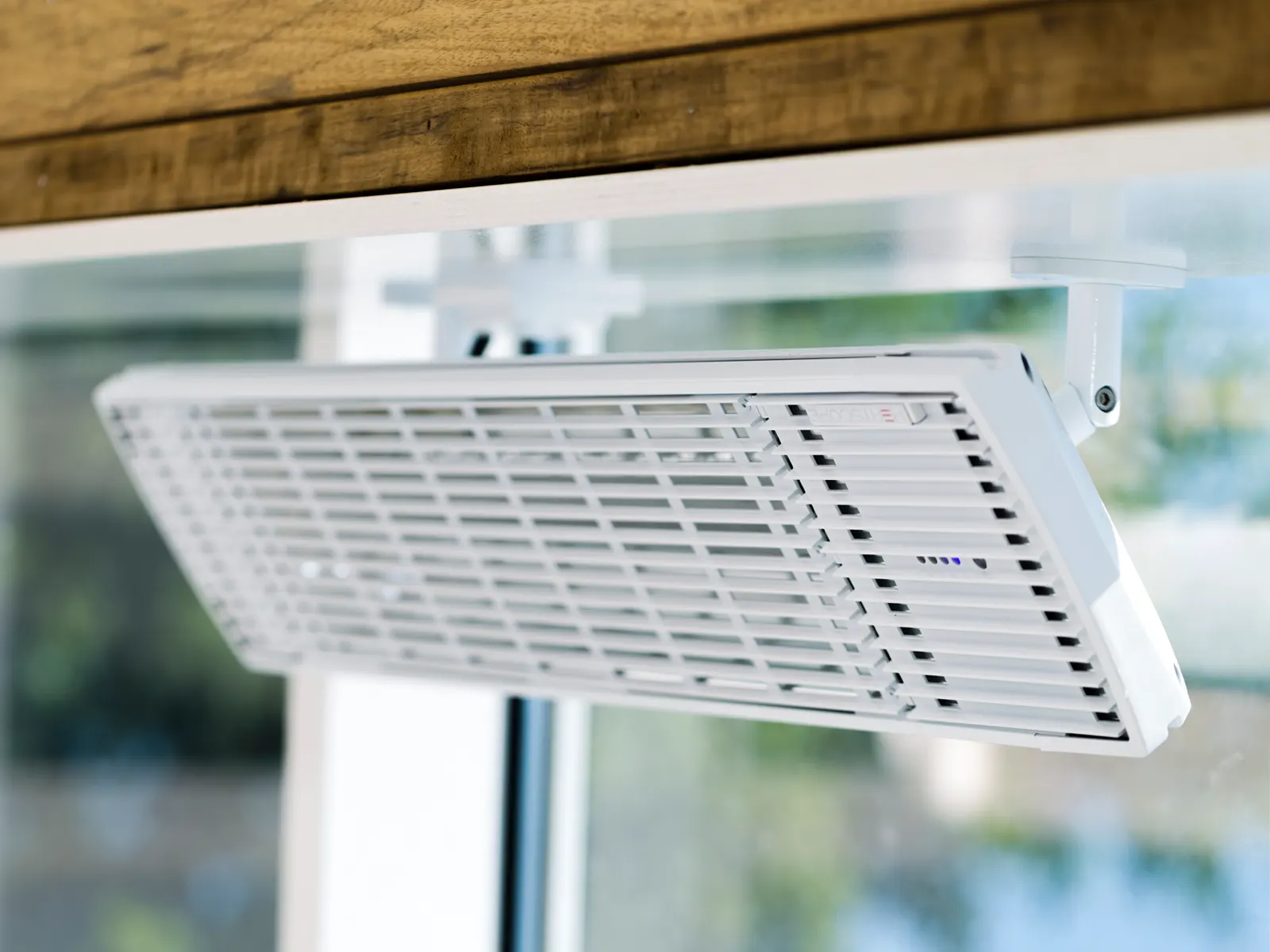 Zbliżenie na kratownicę promiennika podczerwieni HEATSCOPE SPOT 2800 W